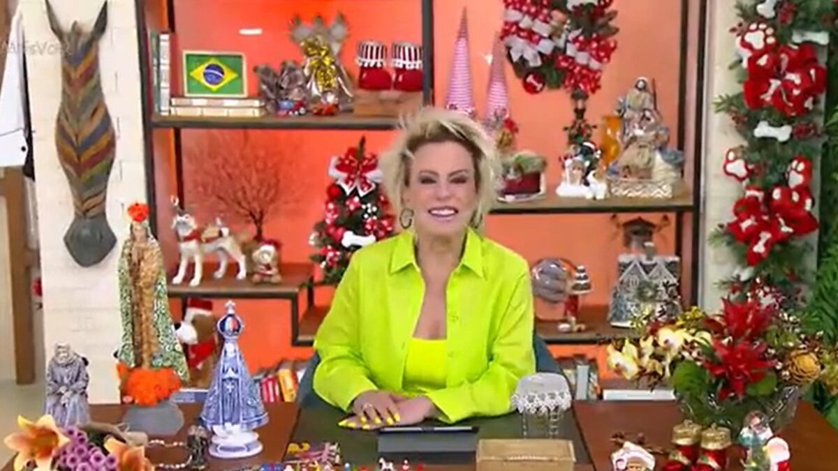 Vestida de verde, Ana Maria Braga volta ao "Mais Você", após cirurgia vascular