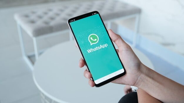 WhatsApp: este é o truque para abrir a ‘câmera secreta’ que poucos conhecem