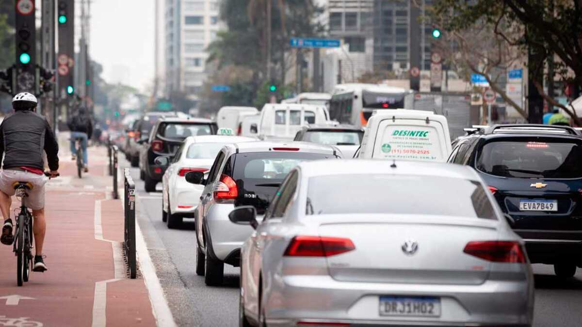 Carros com IPVA atrasado podem renegociar débitos com governo de SP