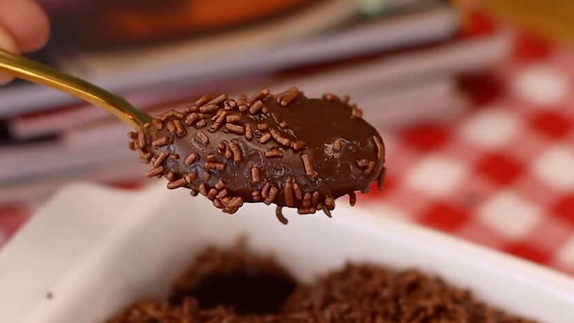 Receita de brigadeiro de colherReceita de brigadeiro de colher