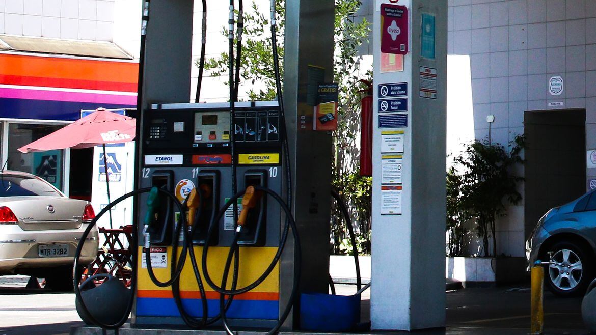 São Paulo reduz imposto sobre a gasolina