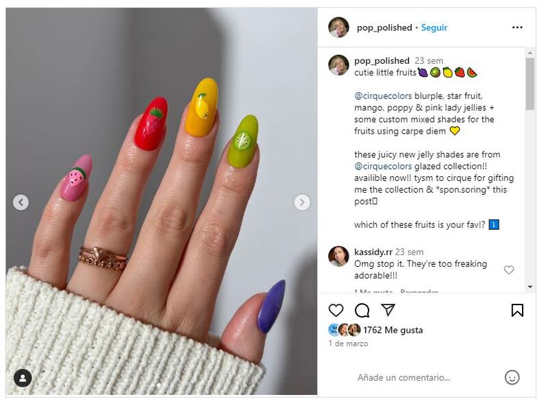 Las uñas afrutadas son una de las grandes tendencias de manicura del verano 2024