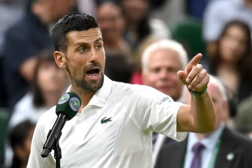 “Já joguei em ambientes mais hostis”: Novak Djokovic explode contra o público de Wimbledon