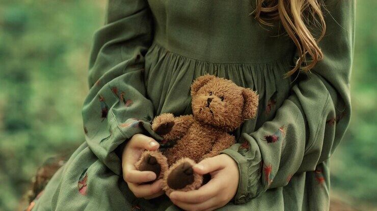 Mãe sabia que marido pastor abusou das próprias filhas e engravidou uma delas