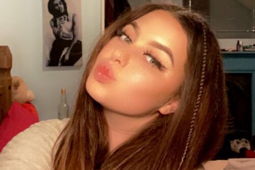 Um casal é expulso de um avião por fazer sexo em pleno voo e causar pânico entre passageiros