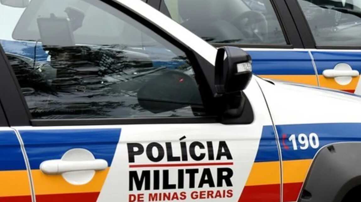 Filho tenta mantar a mãe