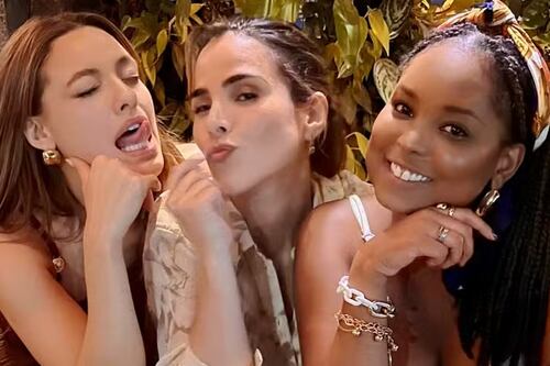 Wanessa Camargo se diverte com amigas após romper com Dado Dolabella