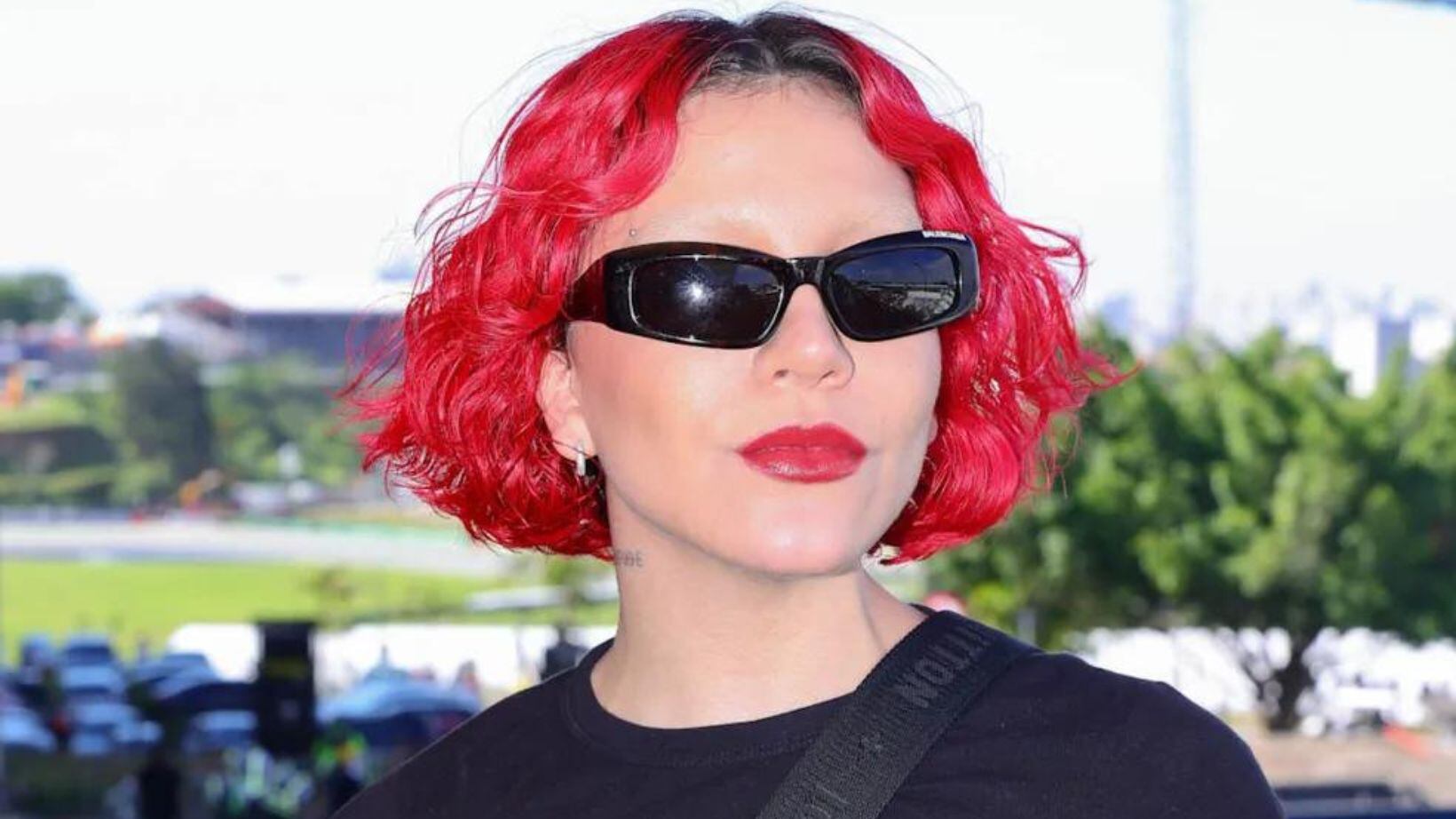 Priscilla surpreende ao postar fotos tomando banho de sol