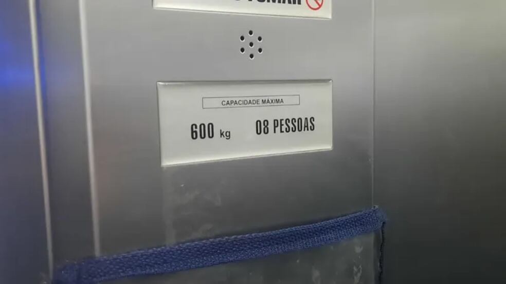 Elevador que caiu em Maceió só tinha capacidade para 8 pessoas