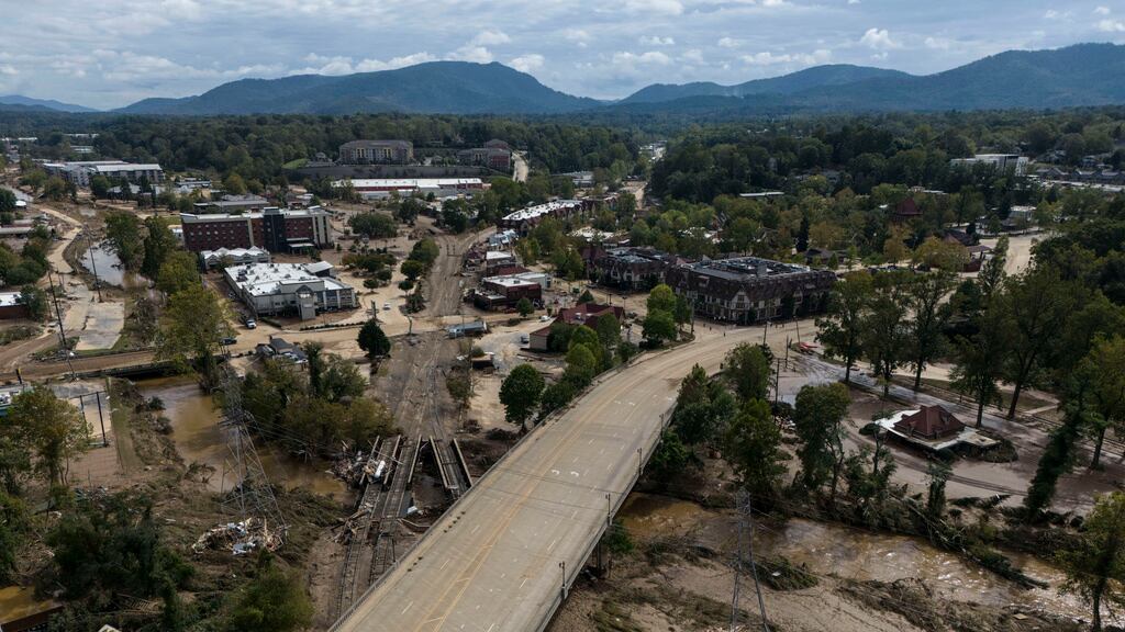 Asheville, Carolina del Norte.