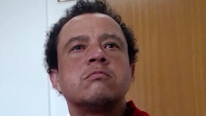 Pai mata amigo de infância