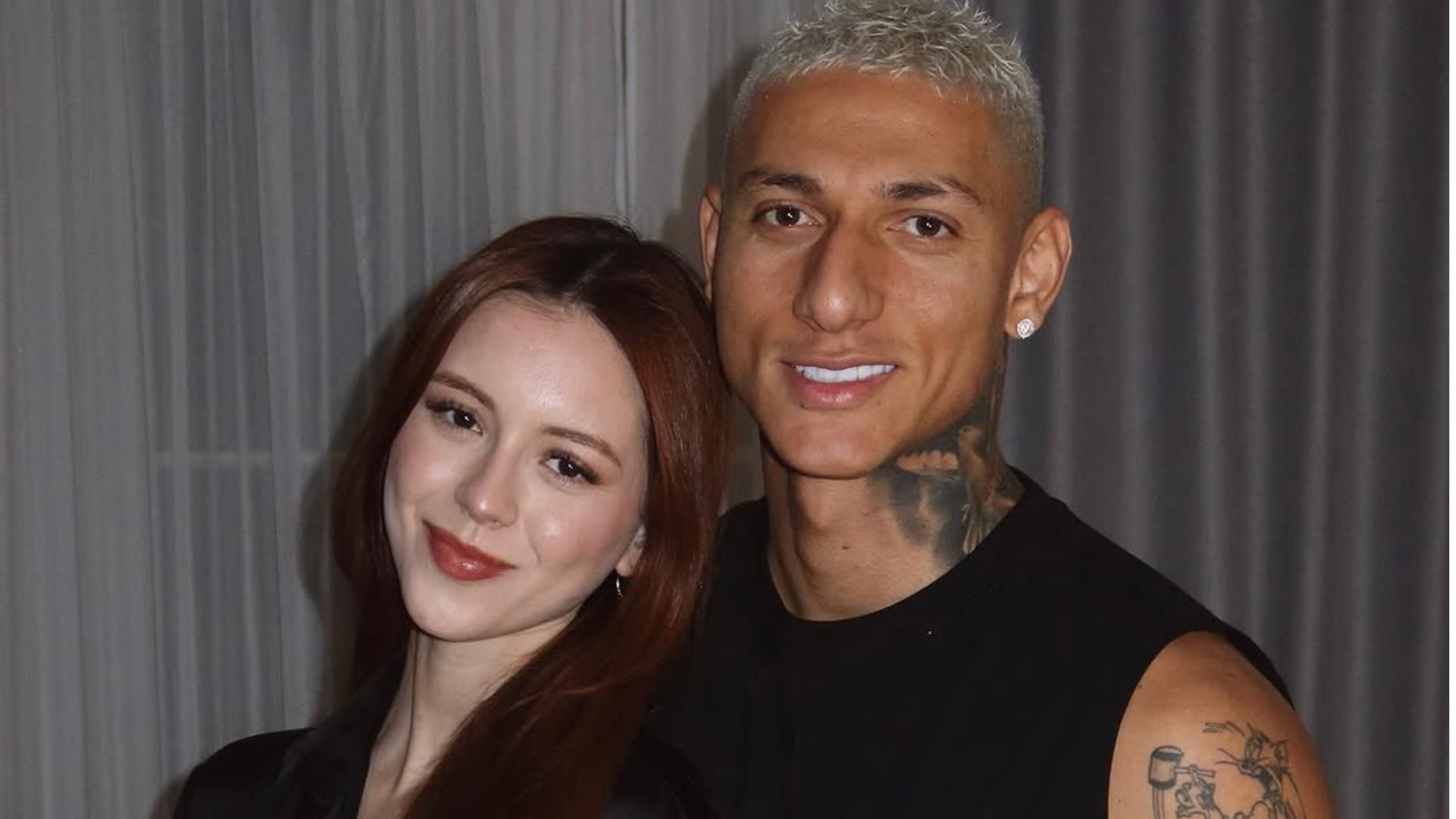 Richarlison e Amanda Araujo