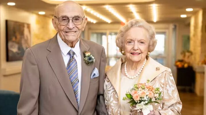 Viúvos Bernard, de 98, e Jo, de 96