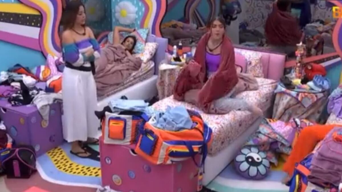 Jade se revolta ao descobrir voto de Vyni e Eli