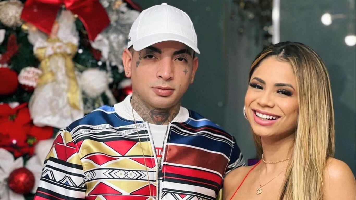 Lexa posta foto antiga com MC Guimê