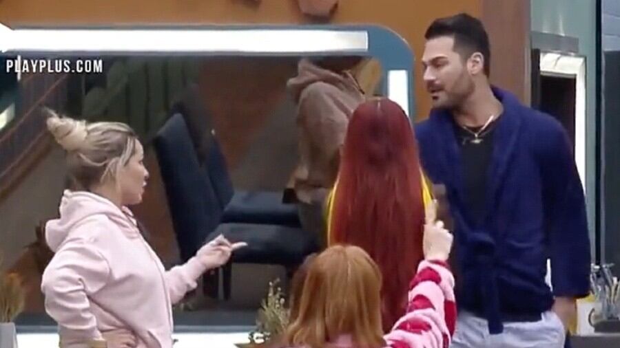 Shayan e Deolane dicutem na cozinha de "A Fazenda 14"