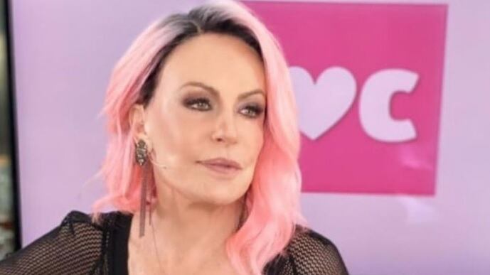 "Mais Você": Ana Maria Braga comete gafe ao comentar sobre black power