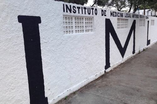 Idosa morre eletrocutada por fio desencapado projetado por seu parente para pegar criminosos