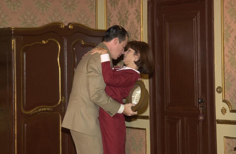 Chocolate com Pimenta: Guilherme |(Rodrigo Faro) e Celina (Samara Felippo) serão pegos no flagra