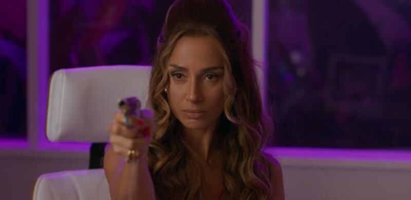 "A Lola é a melhor vilã , e digo mais , até melhor que a Carminha", aponta fã de Beleza Fatal, novela original da Max, em recado para TV Globo no X, antigo Twitter