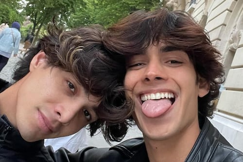 ‘A gente está junto há três anos’, diz ex-MasterChef Helton Oliveira ao assumir namoro gay