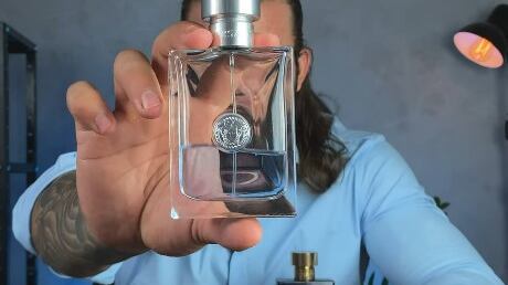 Lista final! Youtuber indica os 6 melhores perfumes importados masculinos