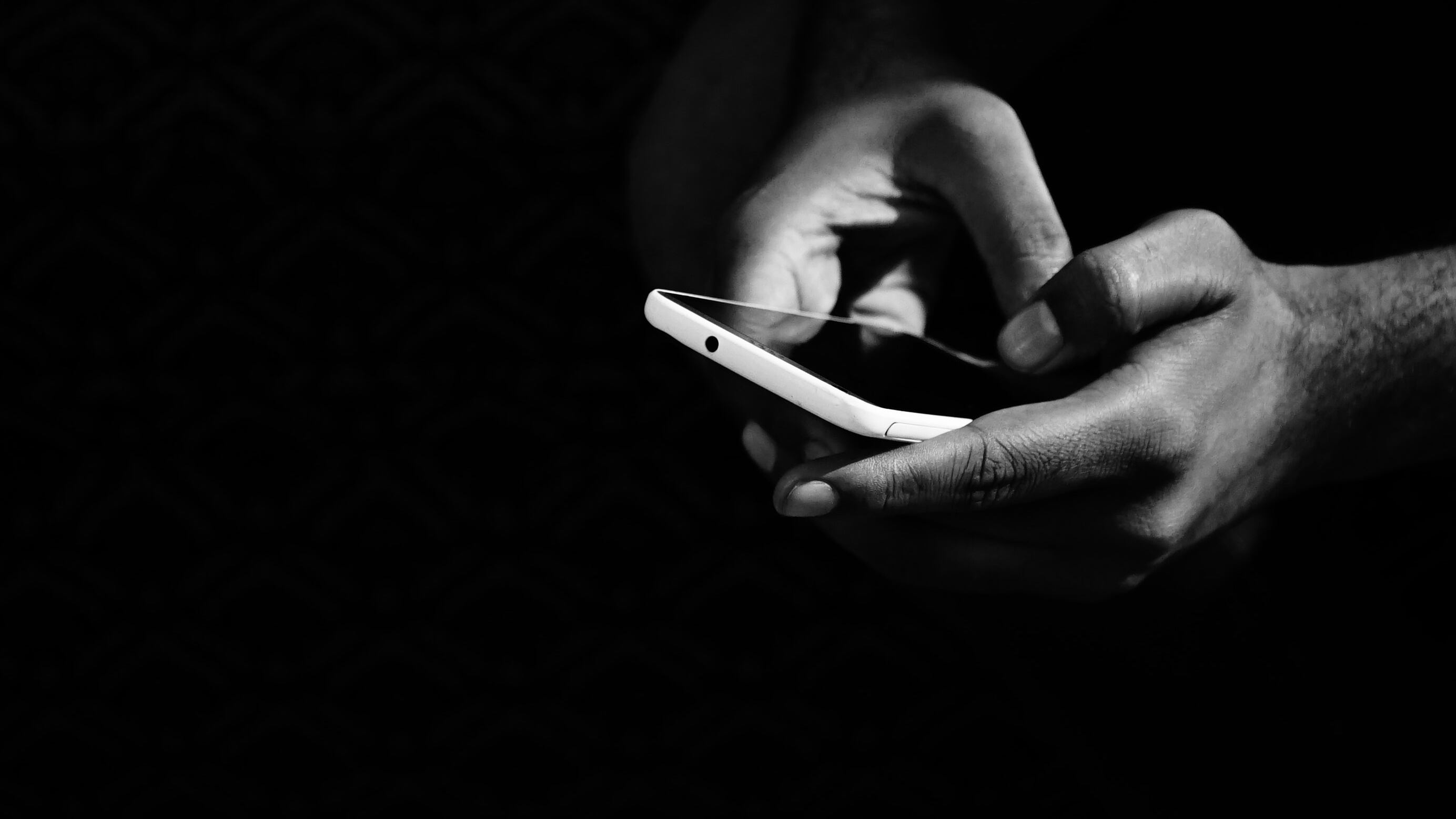 iOS-Android-no-están-exentos-de-sufrir-robos-de-datos-personales