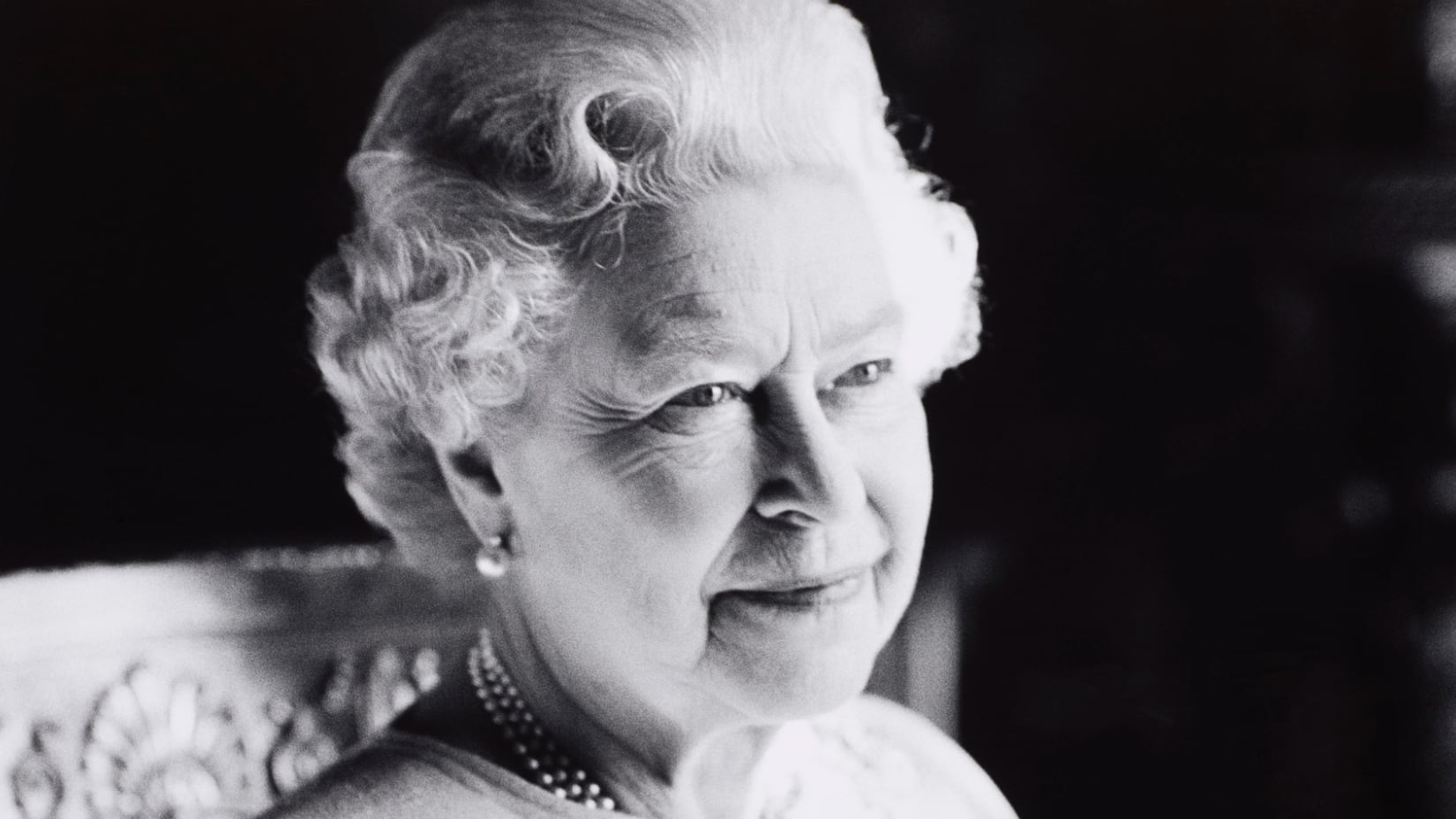Em fevereiro deste ano, por ocasião de seu aniversário, a Rainha emitiu um comunicado deixando claro o seu desejo de que Charles se tornasse rei do Reino Unido após a sua morte.