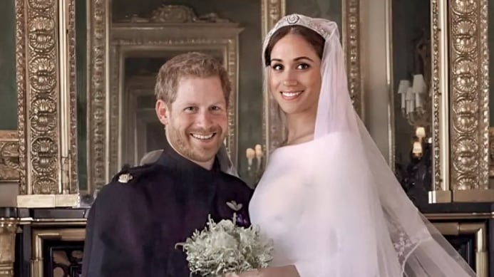 Príncipe Harry e Meghan Markle no dia de seu casamento real
Foto: @meghandharry