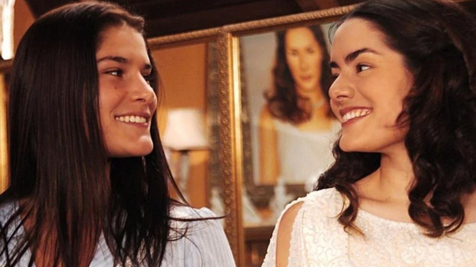 Em Alma Gêmea, Adelaide descobre que a mancha no peito de Serena fica no mesmo lugar em que Luna levou um tiro