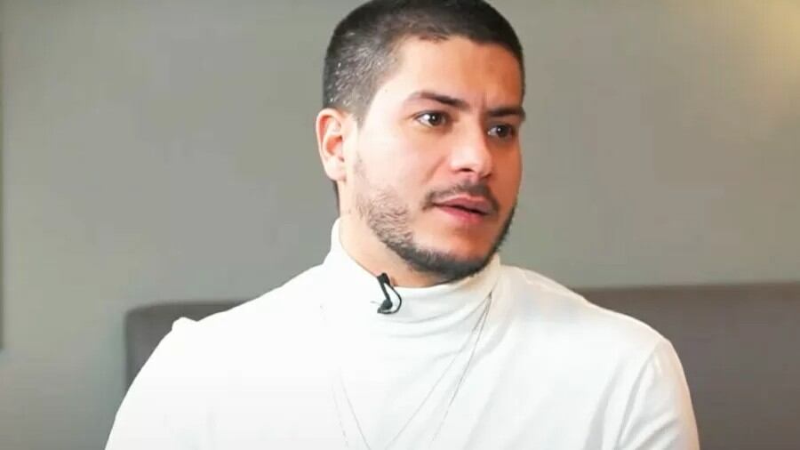 Arthur Aguiar revela que nunca foi convidado para o elenco da novela "Travessia"