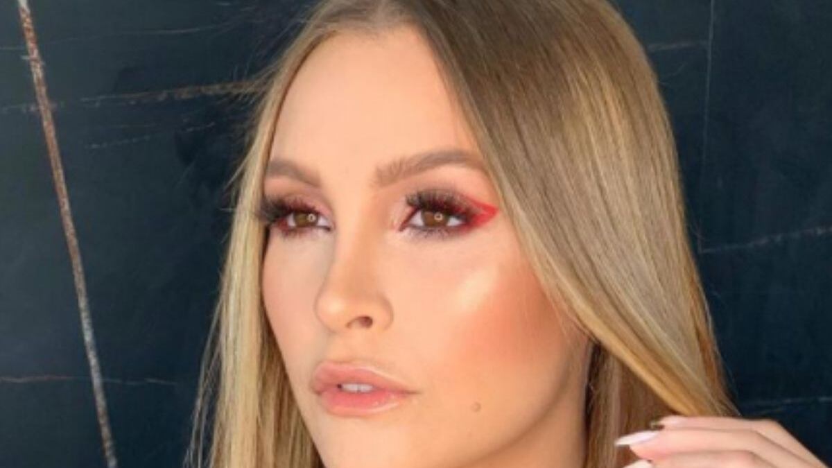 Carla Diaz nega ter sido agredida pelo namorado