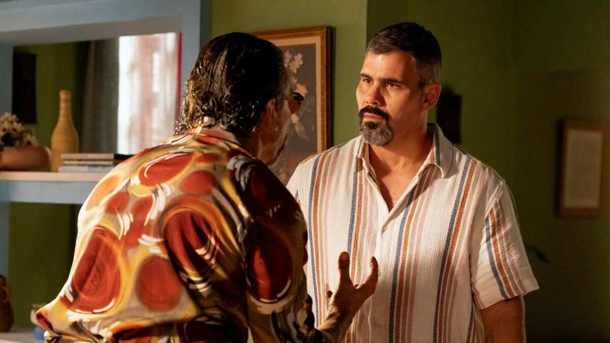 Na novela 'Volta por Cima', após ser descoberto por Jayme (Juliano Cazarré), Osmar (Milhem Cortaz) perde todo dinheiro que ganhou ao roubar o bilhete de loteria premiado