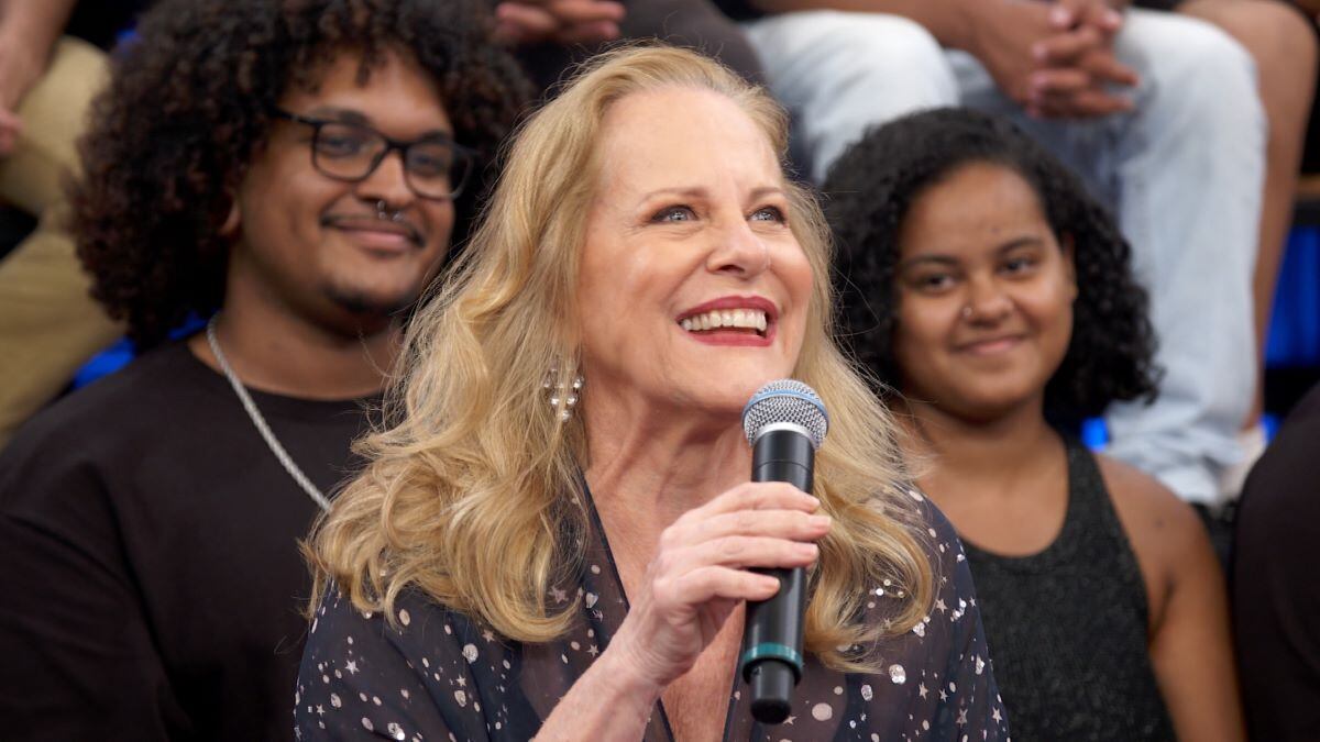 Lucinha Lins grava as primeiras cenas de sua participação especial na novela Volta Por Cima a partir do dia 15 de fevereiro