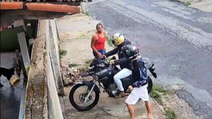 Reação rápida de mulher