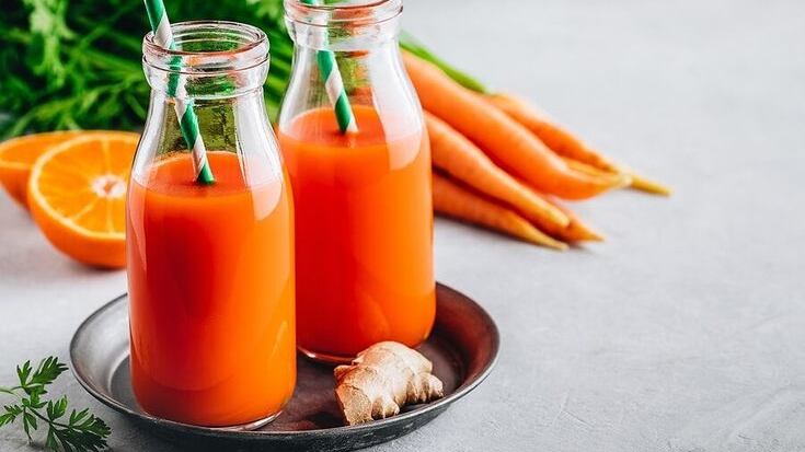 Com salsa e laranja: suco natural caseiro maravilhoso para dormir melhor