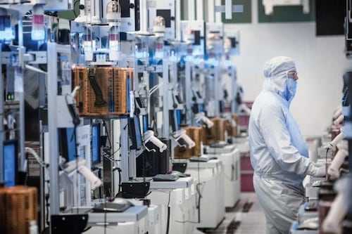 A Intel recebe um histórico subsídio da administração Biden para impulsionar a produção de chips