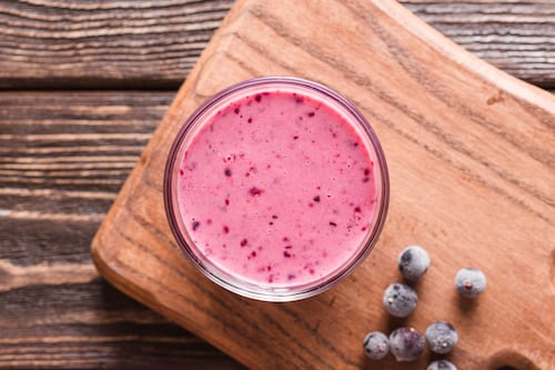 Fácil e delicioso: Smoothie de mirtilo com chia para perder peso