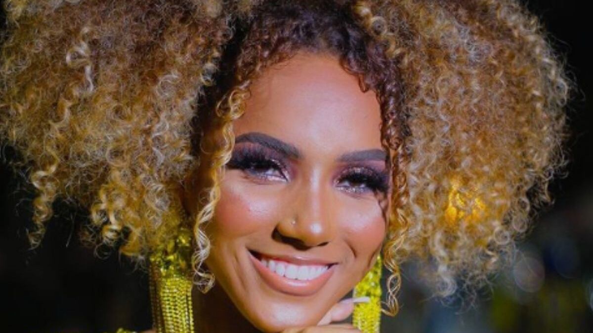 Mayara Lima enfrentou perrengue com fantasia neste Carnaval