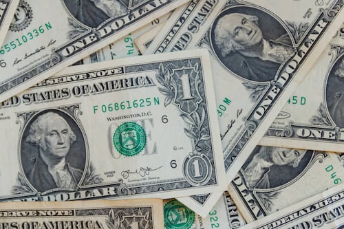 Estas são as notas de 1 dólar que podem valer até 150 mil dólares. Você tem uma?