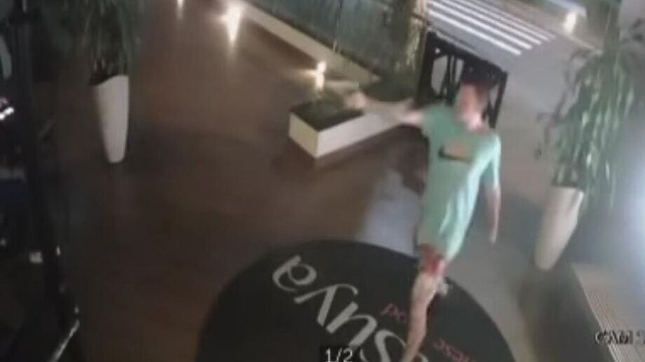 Ele foi preso depois de fazer reféns em pizzaria