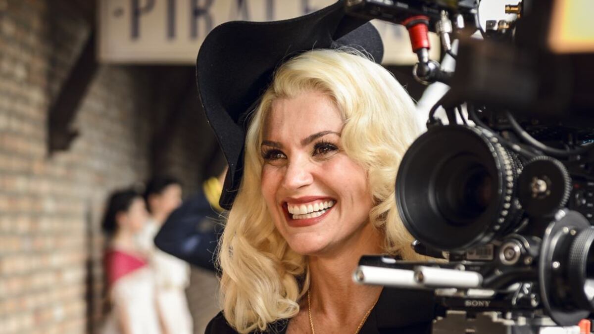 Êta Mundo Bom! - Flávia Alessandra nos bastidores da Globo