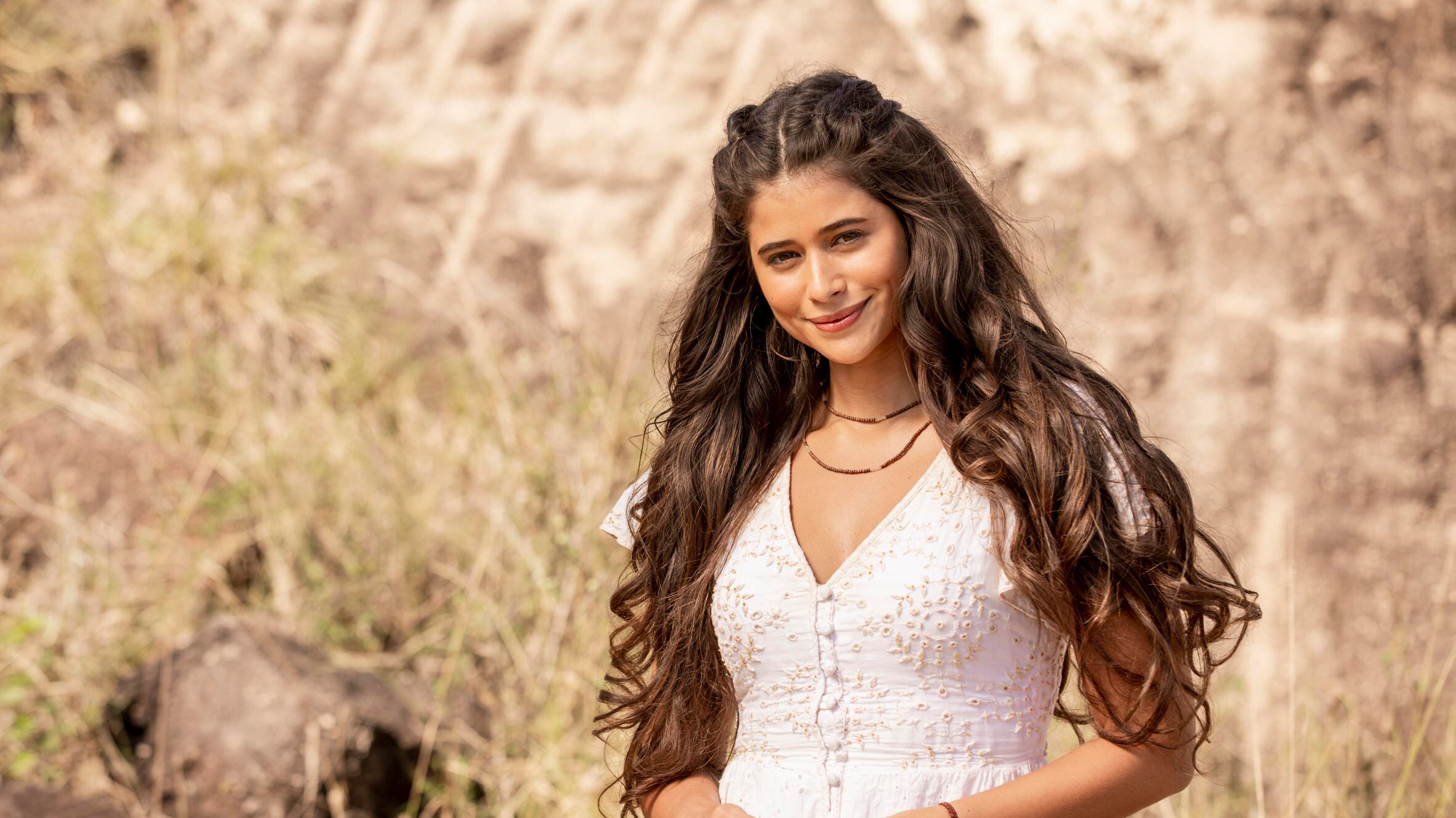 Isadora Cruz, que interpretou Candoca em Mar do Sertão, foi internada às pressas