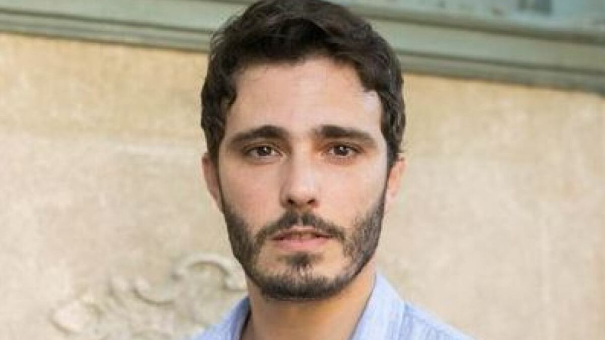 Grupo roubou celular de Thiago Rodrigues, que ficou desacordado