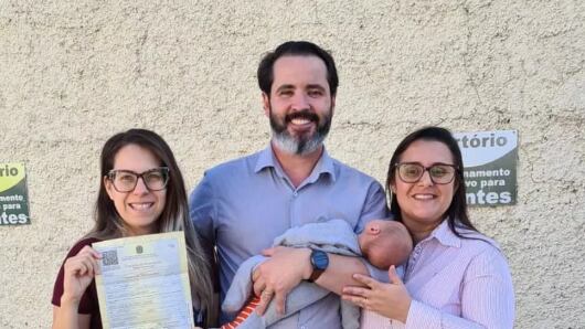 Trisal de Bragança Paulista é composto por duas mulheres e um homem