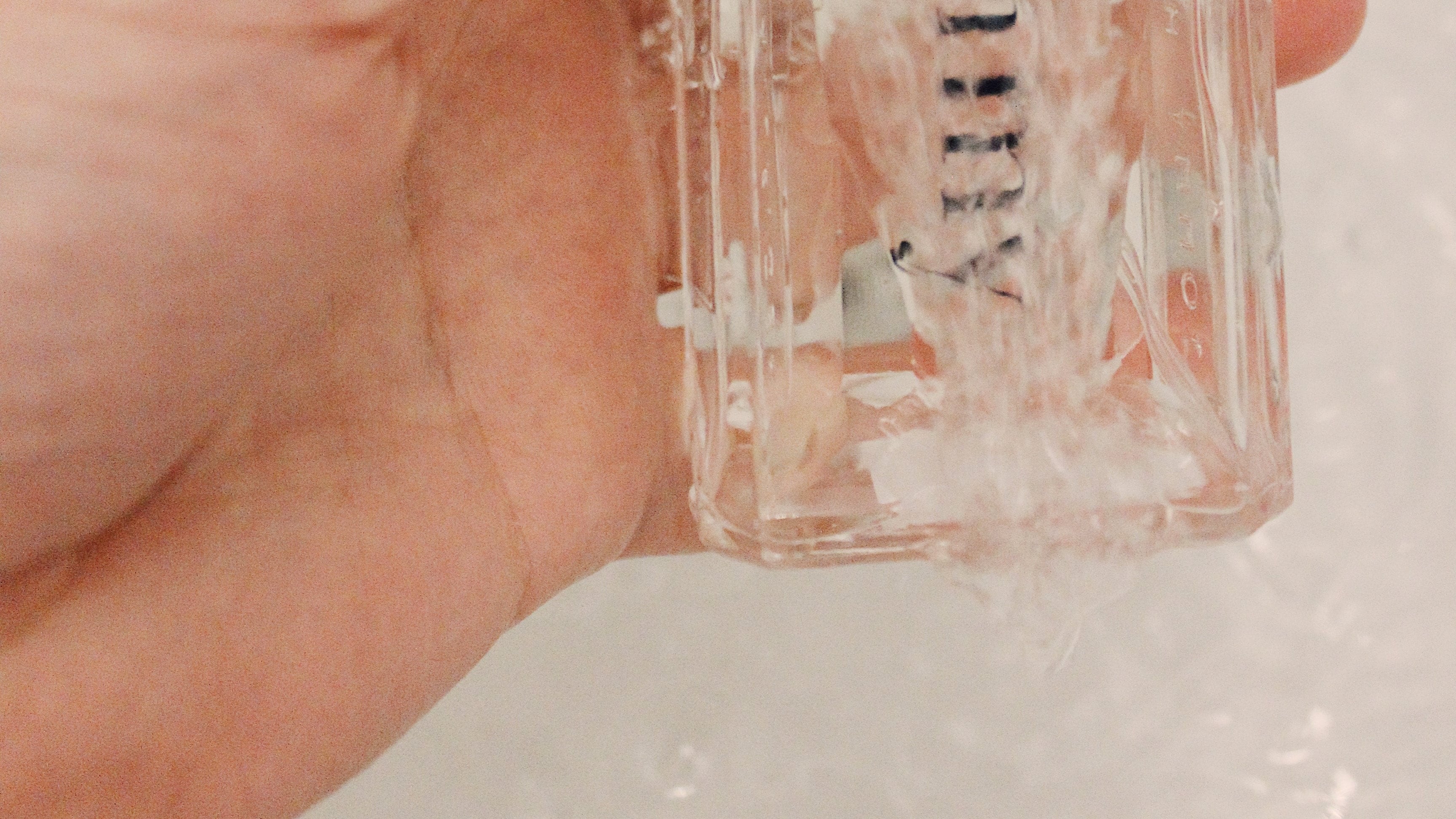 Frasco de perfume Tommy