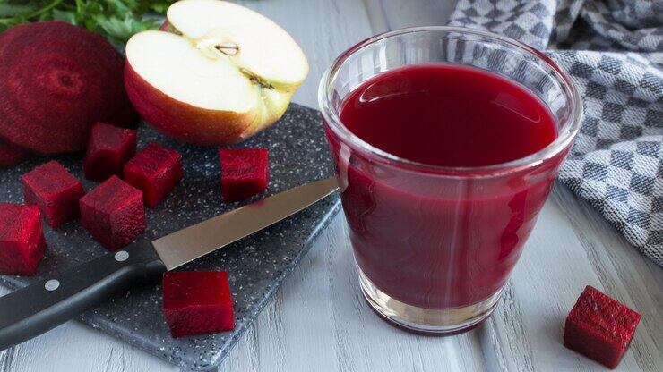 Com maçã e beterraba: o suco natural que te ajudará a ter mais energia diariamente