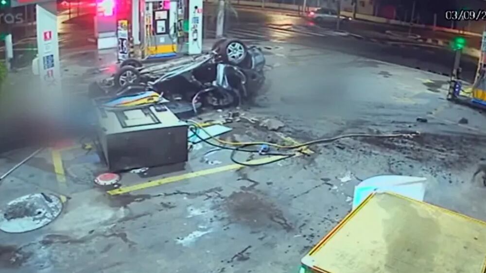 Três pessoas morreram e três ficaram feridas