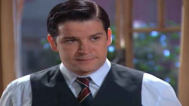 Chocolate com Pimenta: Danilo encontra quadro de Miguel e fica revoltado ao ver Ana Francisca sem roupa