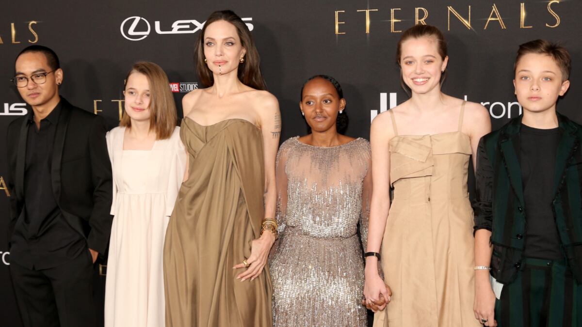 Angelina Jolie y sus hijos